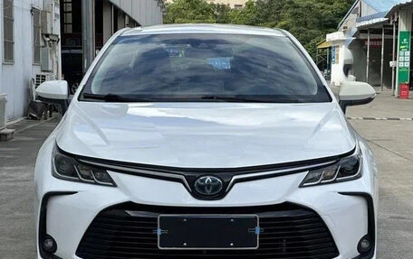 Toyota Corolla, 2022 год, 1 380 000 рублей, 2 фотография