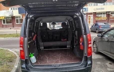 Hyundai Grand Starex Grand Starex I рестайлинг 2, 2019 год, 2 650 000 рублей, 3 фотография