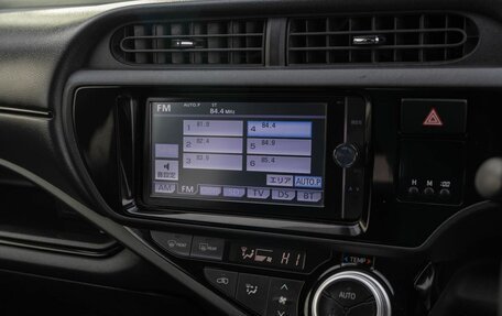 Toyota Aqua I, 2016 год, 1 200 000 рублей, 14 фотография