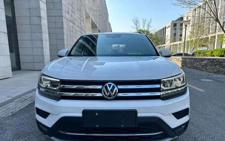 Volkswagen Tharu, 2022 год, 1 620 000 рублей, 2 фотография