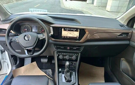 Volkswagen Tharu, 2022 год, 1 620 000 рублей, 8 фотография