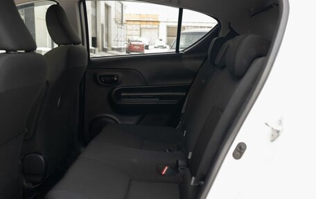 Toyota Aqua I, 2016 год, 1 200 000 рублей, 18 фотография