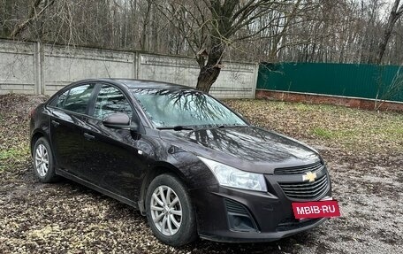 Chevrolet Cruze II, 2013 год, 700 000 рублей, 2 фотография