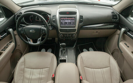 KIA Sorento II рестайлинг, 2013 год, 1 635 000 рублей, 17 фотография
