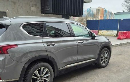 Hyundai Santa Fe IV, 2019 год, 2 700 000 рублей, 5 фотография