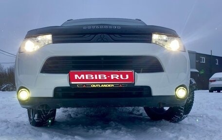 Mitsubishi Outlander III рестайлинг 3, 2012 год, 1 550 000 рублей, 1 фотография