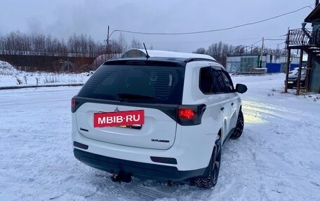 Mitsubishi Outlander III рестайлинг 3, 2012 год, 1 550 000 рублей, 14 фотография