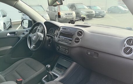 Volkswagen Tiguan I, 2011 год, 965 000 рублей, 9 фотография