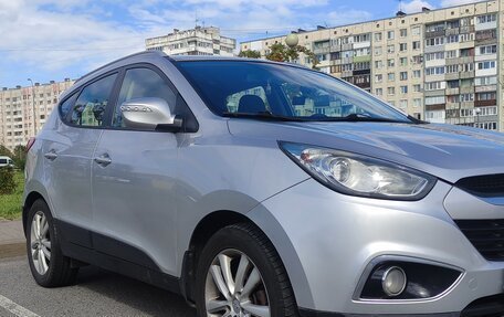 Hyundai ix35 I рестайлинг, 2011 год, 950 000 рублей, 2 фотография