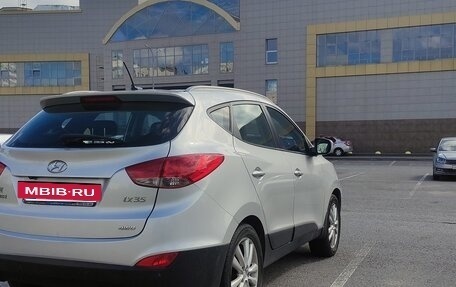 Hyundai ix35 I рестайлинг, 2011 год, 950 000 рублей, 5 фотография