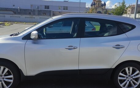 Hyundai ix35 I рестайлинг, 2011 год, 950 000 рублей, 9 фотография