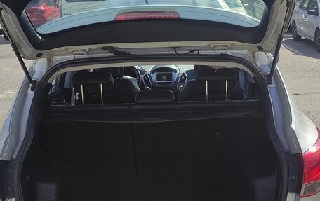 Hyundai ix35 I рестайлинг, 2011 год, 950 000 рублей, 12 фотография