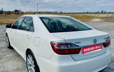 Toyota Camry, 2016 год, 2 350 000 рублей, 16 фотография