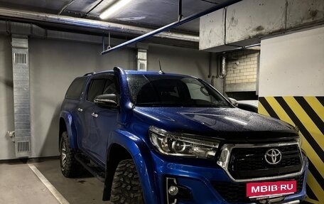 Toyota Hilux VIII, 2018 год, 6 500 000 рублей, 1 фотография
