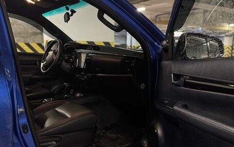 Toyota Hilux VIII, 2018 год, 6 500 000 рублей, 9 фотография