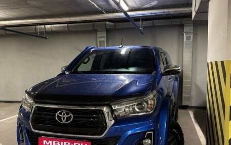 Toyota Hilux VIII, 2018 год, 6 500 000 рублей, 2 фотография