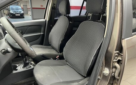 Renault Logan II, 2018 год, 689 000 рублей, 13 фотография