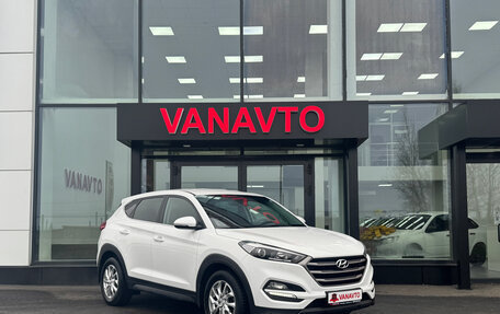 Hyundai Tucson III, 2017 год, 2 090 000 рублей, 3 фотография