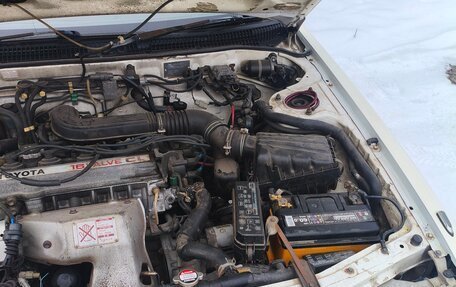 Toyota Corona VIII (T170), 1989 год, 150 000 рублей, 3 фотография