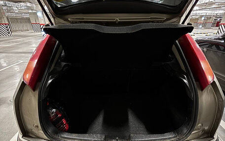 Ford Focus IV, 2004 год, 330 000 рублей, 20 фотография