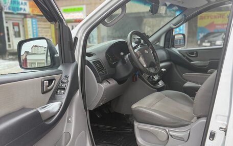 Hyundai Grand Starex Grand Starex I рестайлинг 2, 2008 год, 1 300 000 рублей, 8 фотография