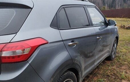 Hyundai Creta I рестайлинг, 2018 год, 1 400 000 рублей, 2 фотография