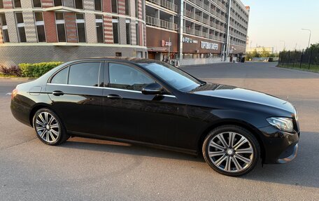 Mercedes-Benz E-Класс, 2017 год, 2 950 000 рублей, 14 фотография