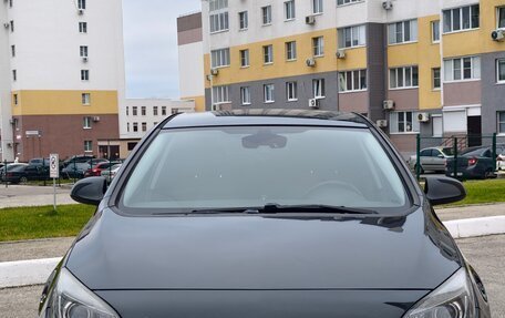 Opel Astra J, 2011 год, 720 000 рублей, 1 фотография