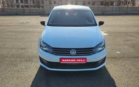 Volkswagen Polo VI (EU Market), 2017 год, 1 050 000 рублей, 1 фотография
