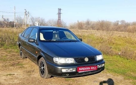 Volkswagen Passat B4, 1994 год, 350 000 рублей, 1 фотография