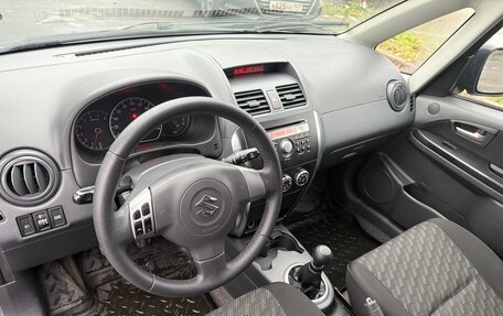 Suzuki SX4 II рестайлинг, 2007 год, 410 000 рублей, 23 фотография