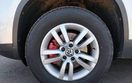 Volkswagen Tiguan I, 2015 год, 1 600 000 рублей, 9 фотография