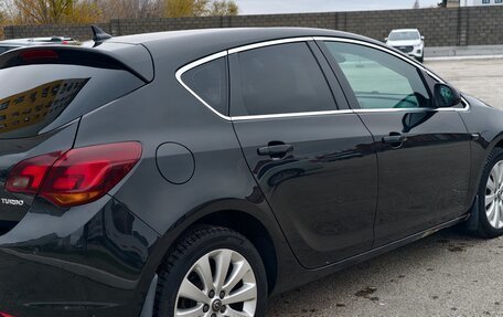 Opel Astra J, 2011 год, 720 000 рублей, 4 фотография