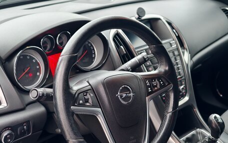 Opel Astra J, 2011 год, 720 000 рублей, 14 фотография