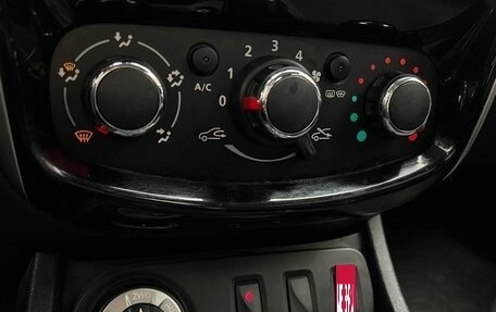 Nissan Terrano III, 2017 год, 14 фотография