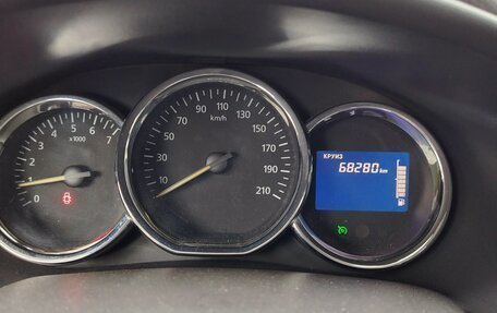 Renault Logan II, 2014 год, 685 000 рублей, 2 фотография