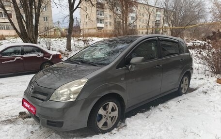 Toyota Corolla Verso I, 2006 год, 999 000 рублей, 1 фотография