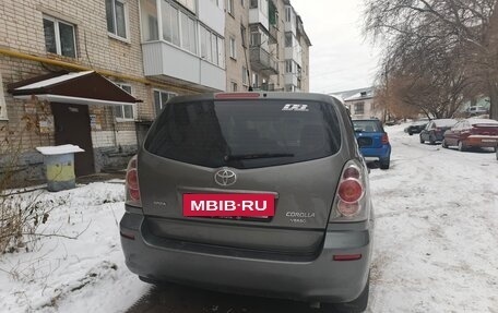 Toyota Corolla Verso I, 2006 год, 999 000 рублей, 4 фотография