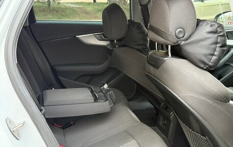 Audi A4, 2019 год, 2 250 000 рублей, 9 фотография