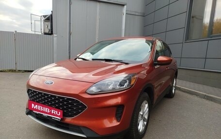 Ford Escape, 2020 год, 2 фотография