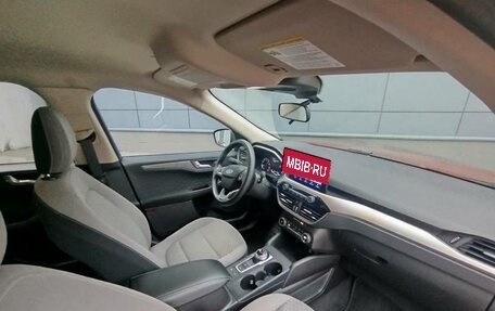 Ford Escape, 2020 год, 11 фотография