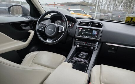 Jaguar F-Pace, 2020 год, 3 790 000 рублей, 9 фотография