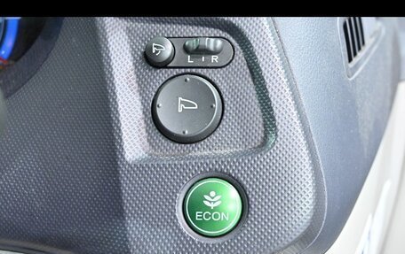 Honda Insight II рестайлинг, 2013 год, 793 350 рублей, 11 фотография