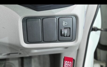 Honda Insight II рестайлинг, 2013 год, 793 350 рублей, 9 фотография