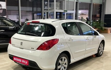 Peugeot 308 II, 2011 год, 596 000 рублей, 3 фотография