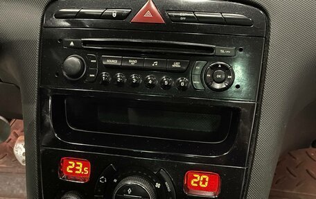 Peugeot 308 II, 2011 год, 596 000 рублей, 14 фотография