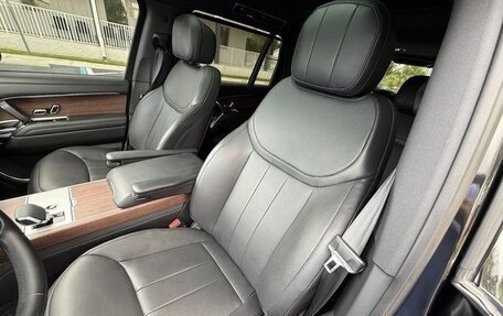 Land Rover Range Rover IV рестайлинг, 2024 год, 15 950 000 рублей, 2 фотография