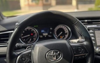 Toyota Camry, 2018 год, 2 750 000 рублей, 1 фотография