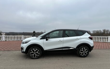 Renault Kaptur I рестайлинг, 2016 год, 1 450 000 рублей, 1 фотография