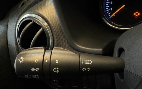 Renault Logan II, 2020 год, 985 000 рублей, 16 фотография